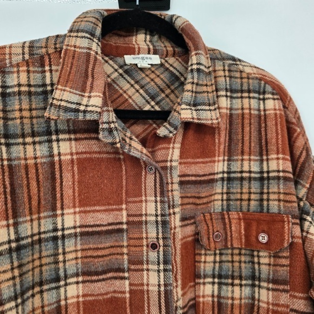 Umgee USA Womens Plaid Flannel Shirt Oversized Casual Long Sleeve Medium - Picture 3 of 11